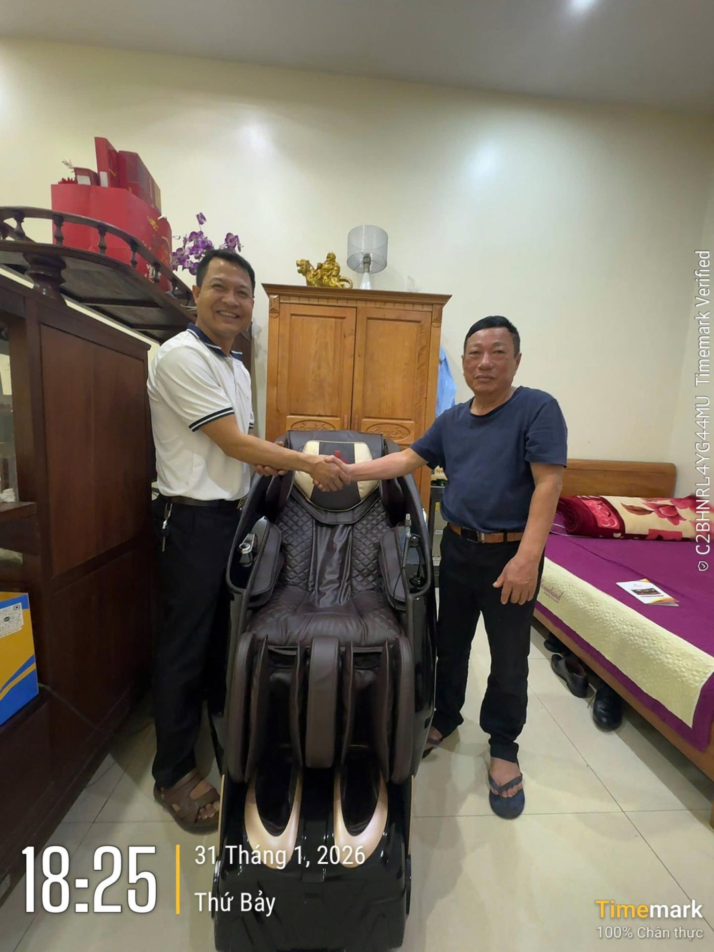 Có nên mua ghế massage sử dụng cho người lớn tuổi không?