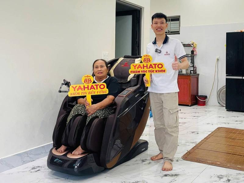   
           Ghế Massage YAHATO 889 Pro - Người Bạn Thay Anh Chị Chăm Sóc Ba Mẹ Mỗi Ngày